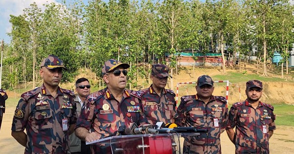 কেএনএফ সন্ত্রাসীরা কোনঠাসা হয়ে পড়েছে: বিজিবি মহাপরিচালক