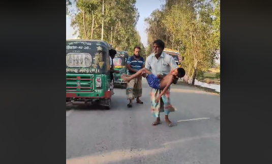 পেকুয়ায় সিএনজির ধাক্কায় শিশু আহত