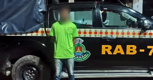 ভূজপুরের ওয়ারেন্টভুক্ত পলাতক আসামি গ্রেপ্তার