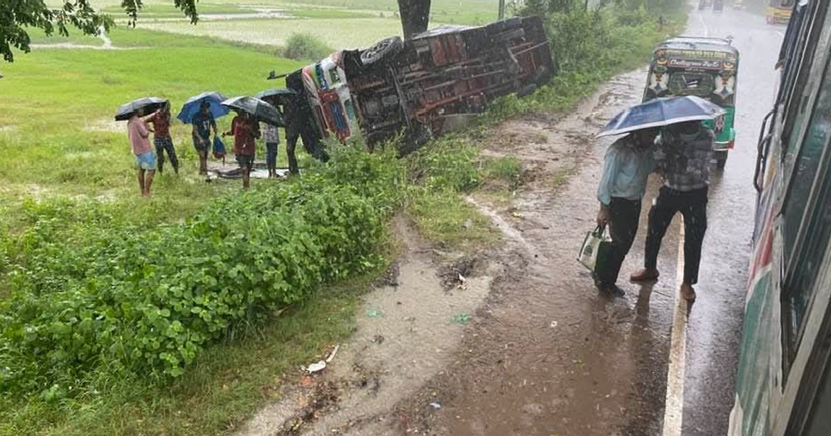 পটিয়ায় পৃথক সড়ক দুর্ঘটনায় মেডিকেল শিক্ষার্থীসহ আহত ৮