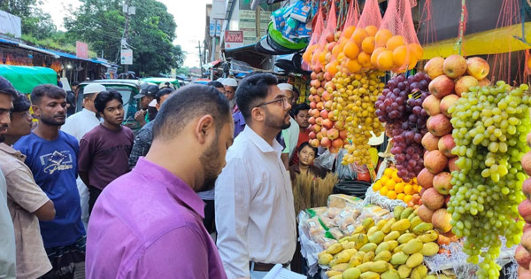 টেকনাফে ১৫ দোকানিকে ৭১ হাজার টাকা জরিমানা