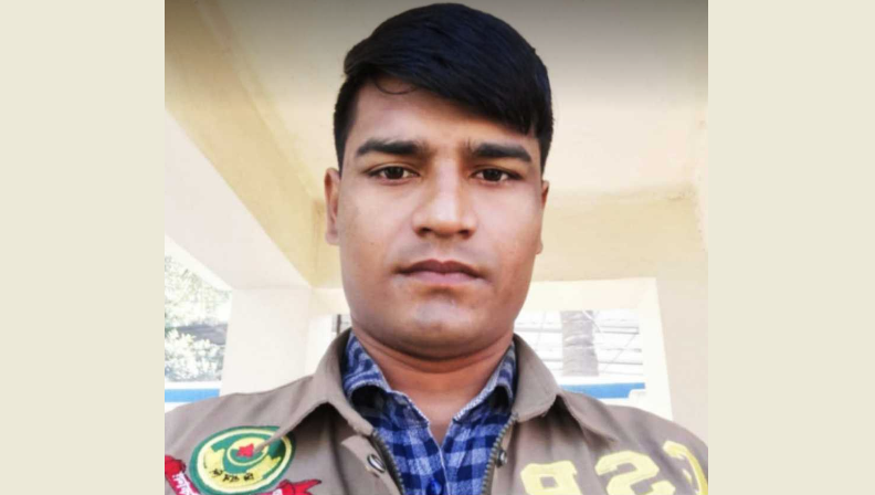 লোহাগাড়ায় ১০ হাজার ইয়াবাসহ সিএমপির পুলিশ সদস্য আটক