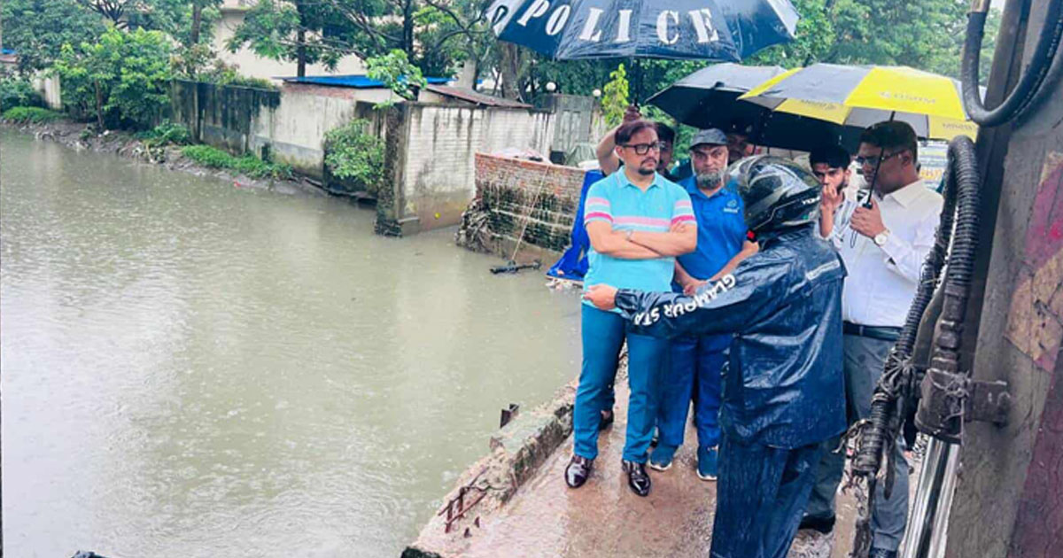 কাতালগঞ্জে জলাবদ্ধতার দুইটি কারণ চিহ্নিত, সমাধানের নির্দেশ মেয়রের