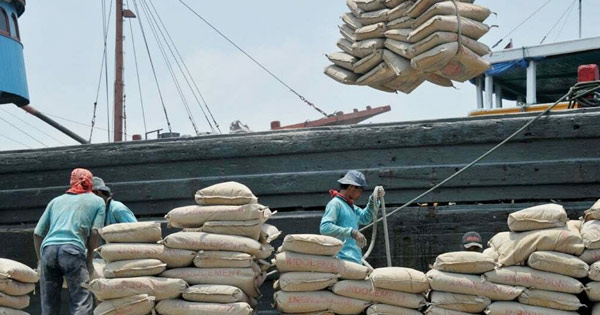 দুই কারণে কমছে সিমেন্ট রপ্তানি