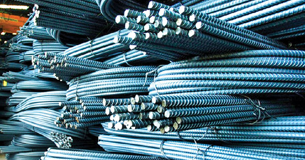 ইস্পাত শিল্পে বড় দুর্দিন, বিক্রিতে ধস