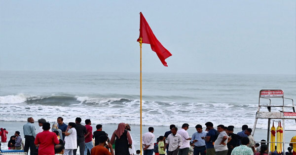 বঙ্গোপসাগরে লঘুচাপ: চট্টগ্রামসহ চার সমুদ্রবন্দরকে সতর্ক সংকেত