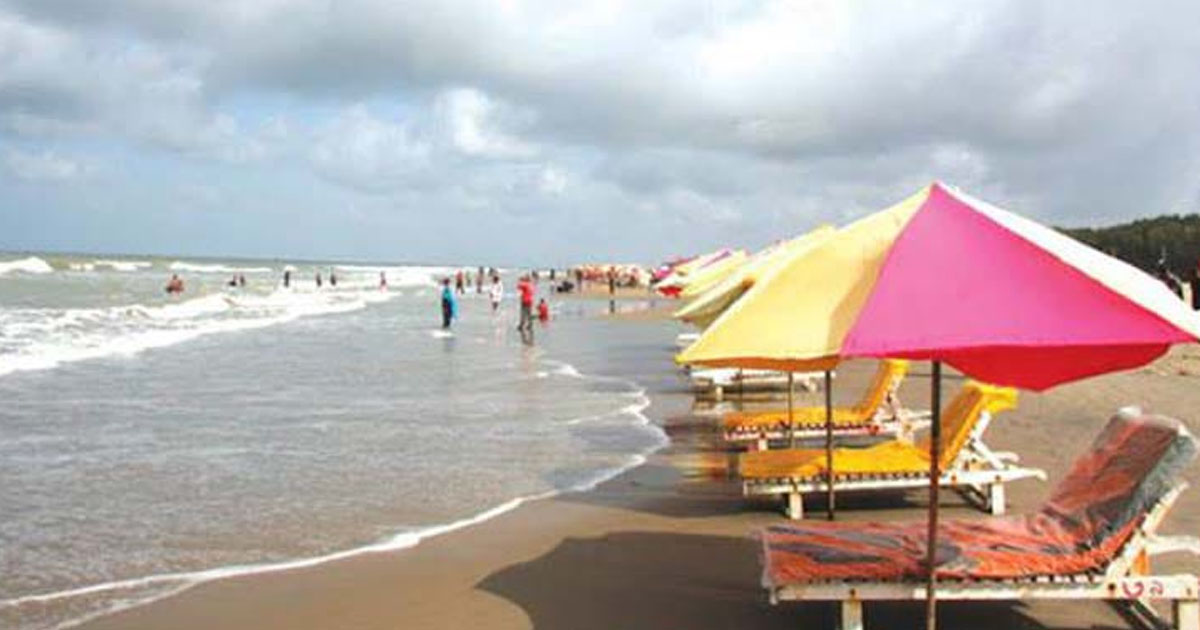 কক্সবাজারে এসে প্রতারক প্রেমিকের ফাঁদে সর্বস্ব হারালেন তরুণী