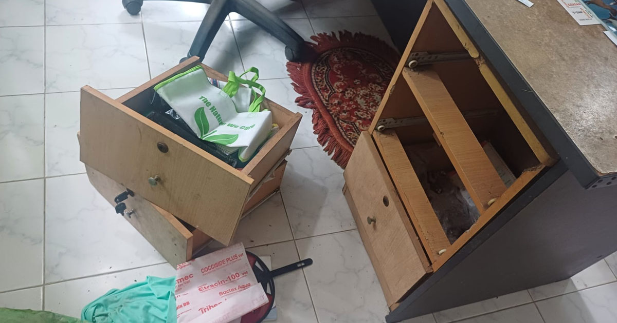 পটিয়ায় ৪ নিরাপত্তাকর্মীর হাত-পা বেঁধে ডেইরি ফার্মের আড়াই লাখ টাকা লুট