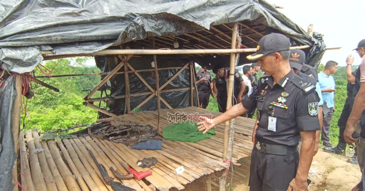 মহেশখালীতে দুর্গম পাহাড়ে অস্ত্র তৈরির কারখানার সন্ধান, চলছে অভিযান