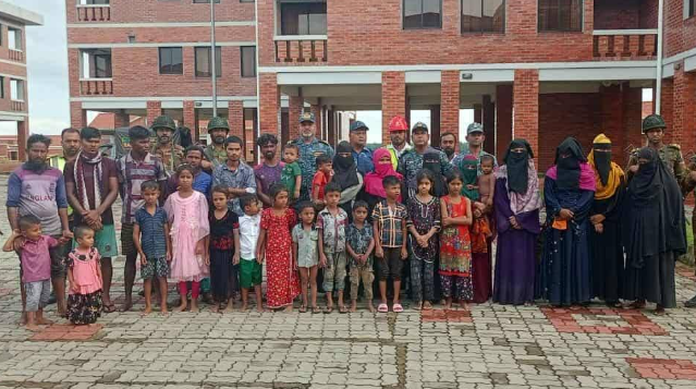 আনোয়ারায় ৩১ রোহিঙ্গা আটক