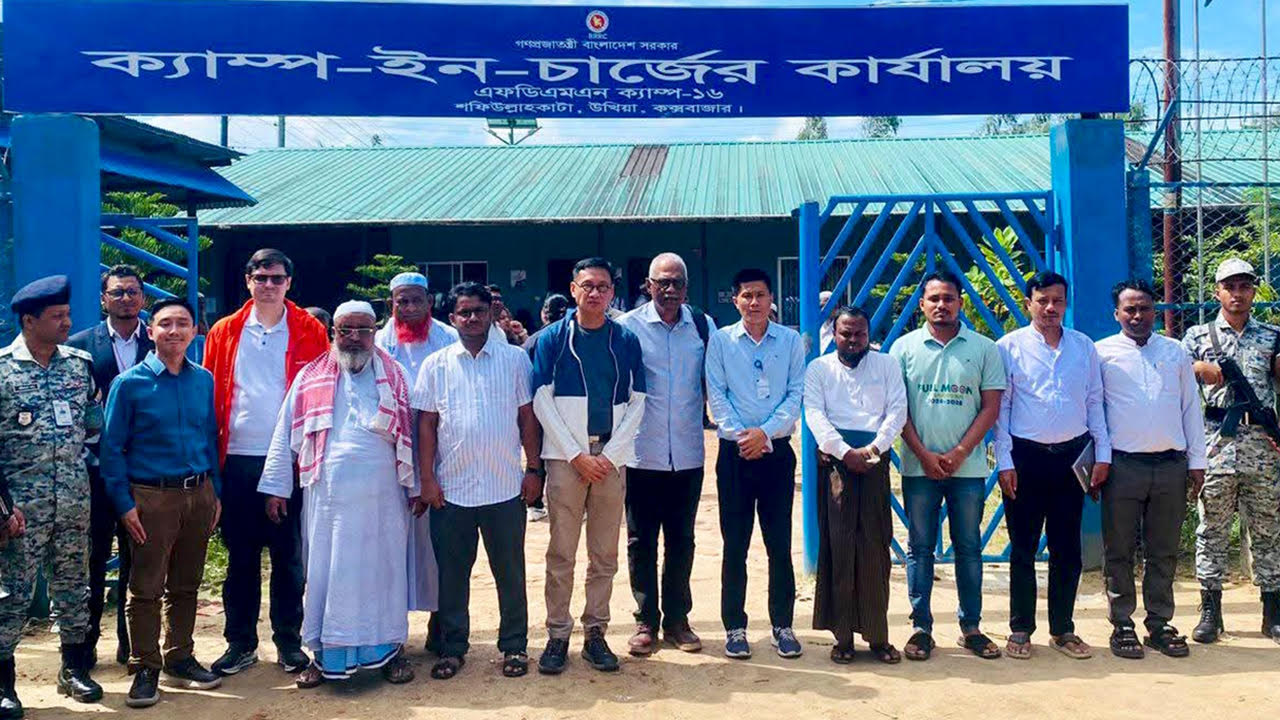 রোহিঙ্গা ক্যাম্পে আসিয়ান এমপিদের প্রতিনিধি দল