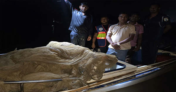 হালদা থেকে সাড়ে ৪ হাজার মিটার জাল
