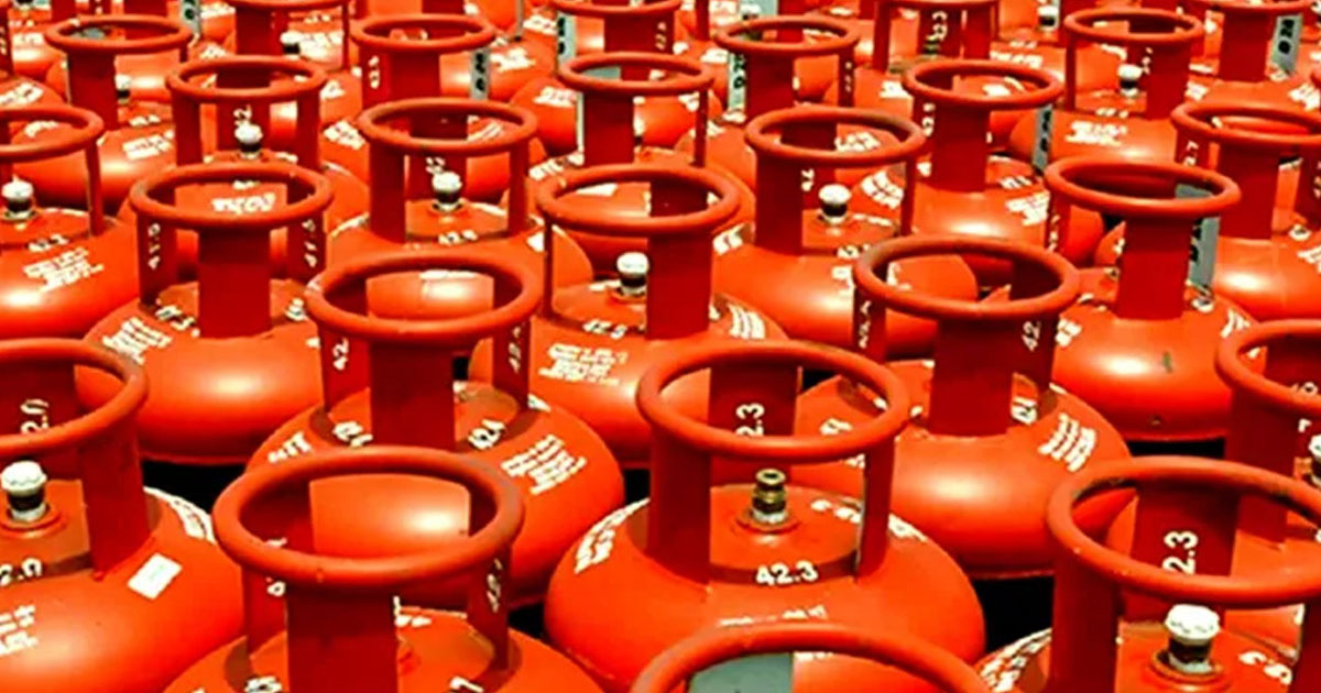 এলপি গ্যাসের ১২ কেজি সিলিন্ডারের দাম কমল ২৯ টাকা