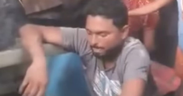 পেকুয়ার চুরি করতে গিয়ে সাবেক ছাত্রদল নেতা জনতার হাতে ধরা