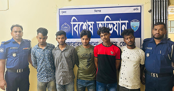 মিরসরাইয়ে একাধিক মামলার ১৮ আসামি গ্রেপ্তার