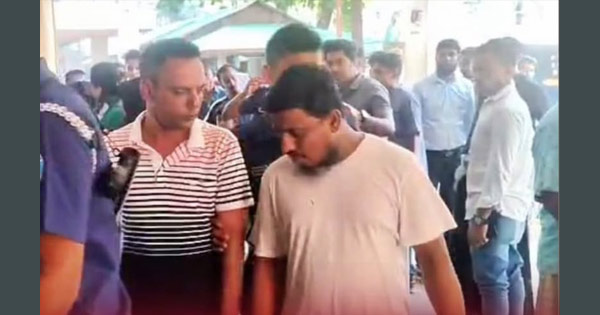 কক্সবাজারের হোটেলে পর্যটকের মৃত্যু, নারীসহ আটক ৪