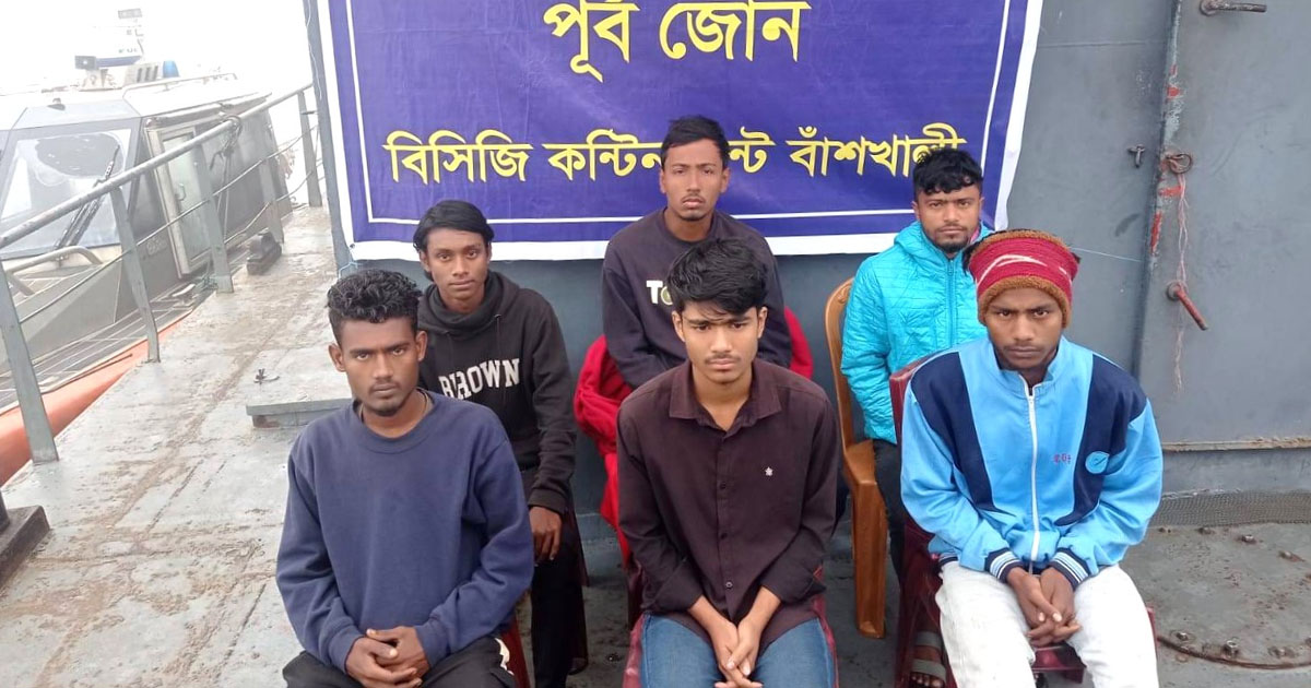 বাঁশখালীতে ইঞ্জিন বোট বিকল, ৬ যাত্রী উদ্ধার