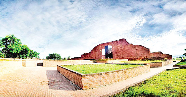 ইতিহাসের বেদনাবিধুর দিন