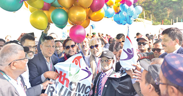 বয়স ভুলে একদিনের তারুণ্য