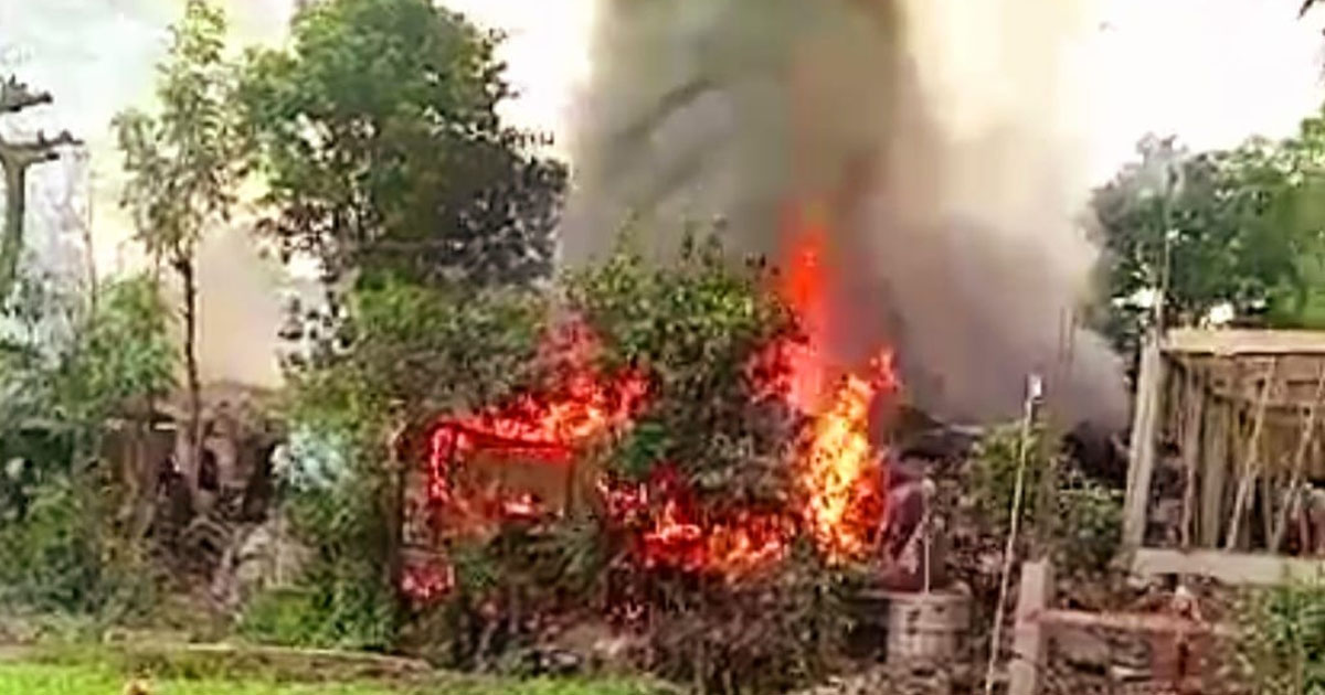 ফটিকছড়িতে ৬ বসতঘরে আগুন