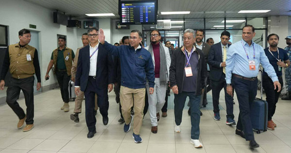 নির্বাচনী সমাবেশে যোগ দিতে চট্টগ্রামে তারেক রহমান