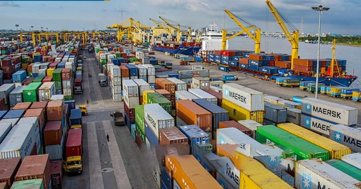 চট্টগ্রাম বন্দরে শ্রমিক-কর্মচারীদের কর্মবিরতিতে তৃতীয় দিনেও অচলাবস্থা