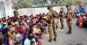 চন্দনাইশে যৌথবাহিনীর অভিযানে ৩৪৫ রহিঙ্গা আটক