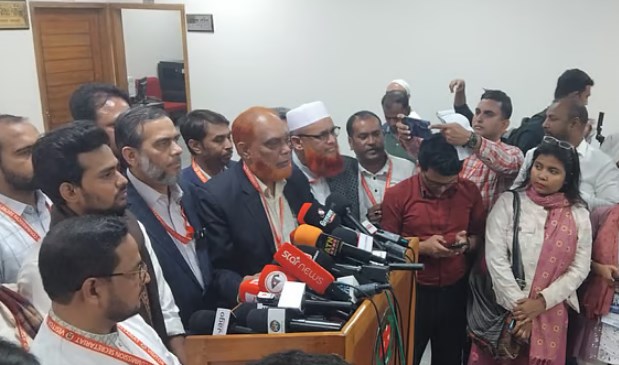 কোনো অবস্থায় মাঠ ছাড়ব না: জামায়াত