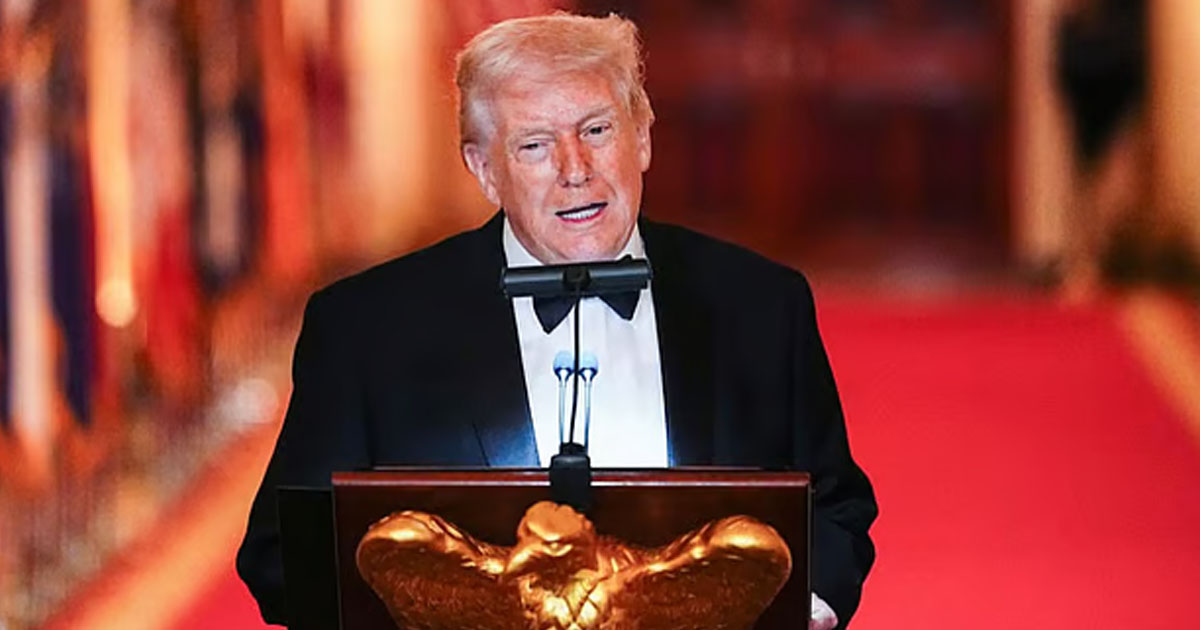 গ্রিনল্যান্ডে ভাসমান হাসপাতাল পাঠানোর ঘোষণা ট্রাম্পের