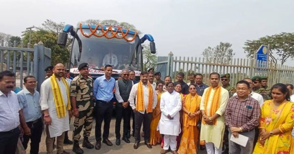 আবারও চালু হলো আগরতলা-ঢাকা-কলকাতা বাস পরিষেবা