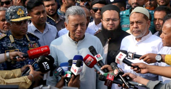 অর্থনীতি পুনরুদ্ধারে ট্যাক্স বাড়ানোর বিকল্প নেই: পতেঙ্গায় অর্থমন্ত্রী