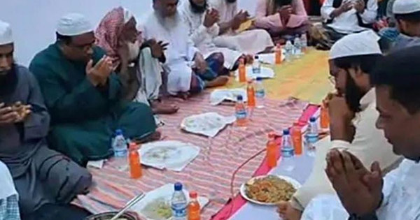 চুরির গরুতে ইফতার মাহফিল, জানাজানির পর মূল্য পরিশোধ