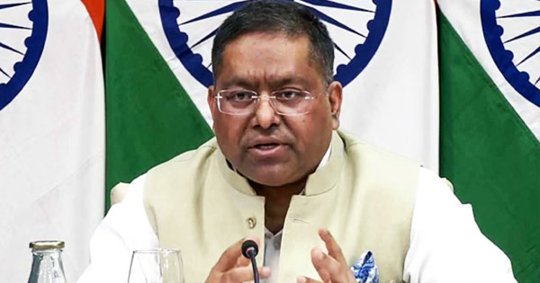 বাংলাদেশের সঙ্গে ইতিবাচক ও বহুমুখী সম্পর্ক জোরদারে আগ্রহী ভারত