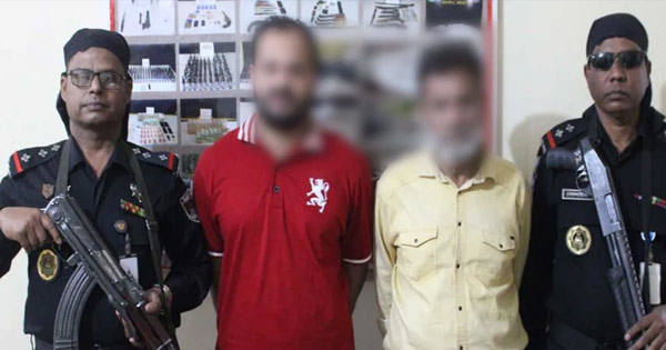 বায়েজিদে পিস্তল-গুলি নিয়ে সরোয়ার বাবলার সহযোগীসহ গ্রেপ্তার ২