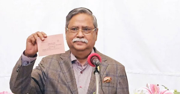 পোস্টাল ব্যালটের মাধ্যমে ভোট দিলেন রাষ্ট্রপতি মো. সাহাবুদ্দিন