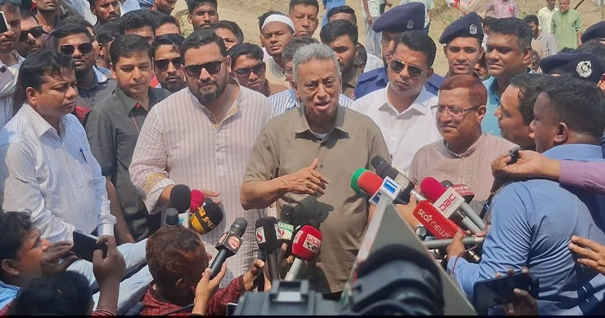 ‘খাল দখলদার যতই শক্তিশালী হোক, তাদের ছাড় দেয়া হবে না’