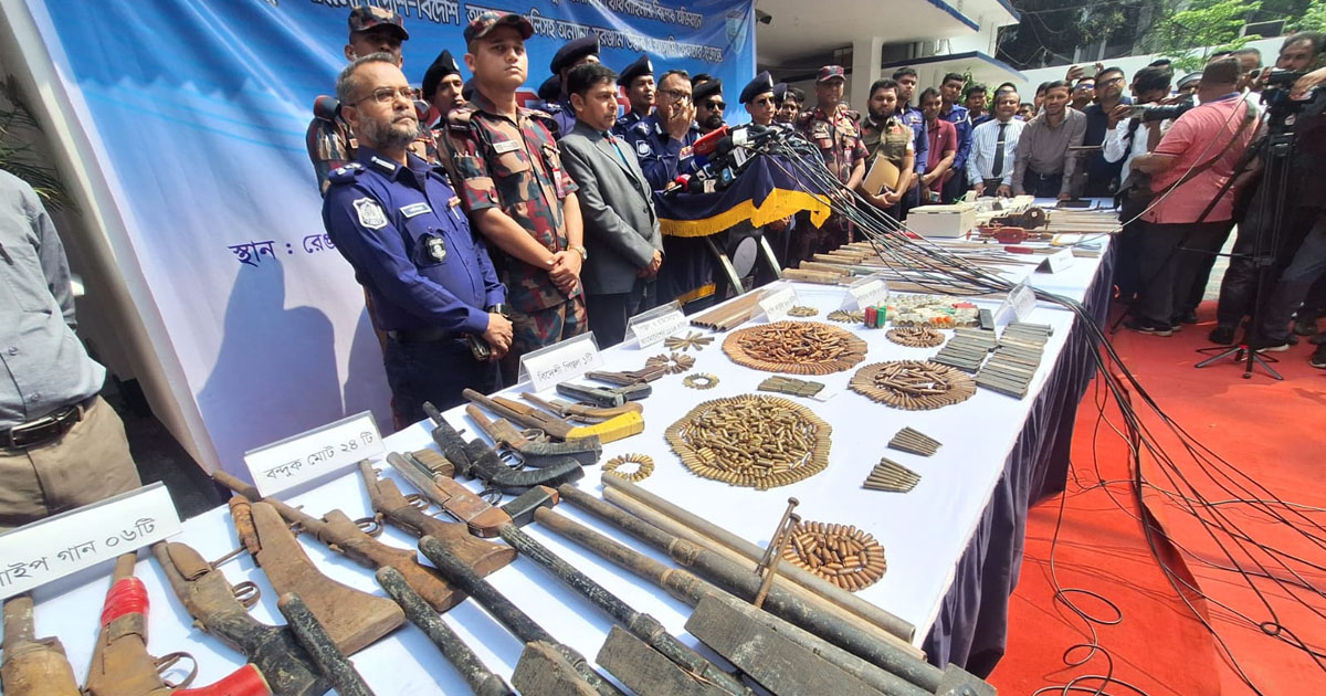 জঙ্গল সলিমপুরে অস্ত্র উদ্ধারের ঘটনায় ৩ মামলা