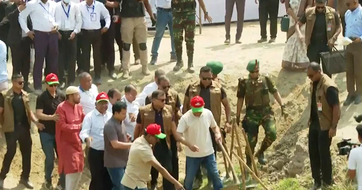 খাল খনন কর্মসূচির উদ্বোধন করলেন প্রধানমন্ত্রী