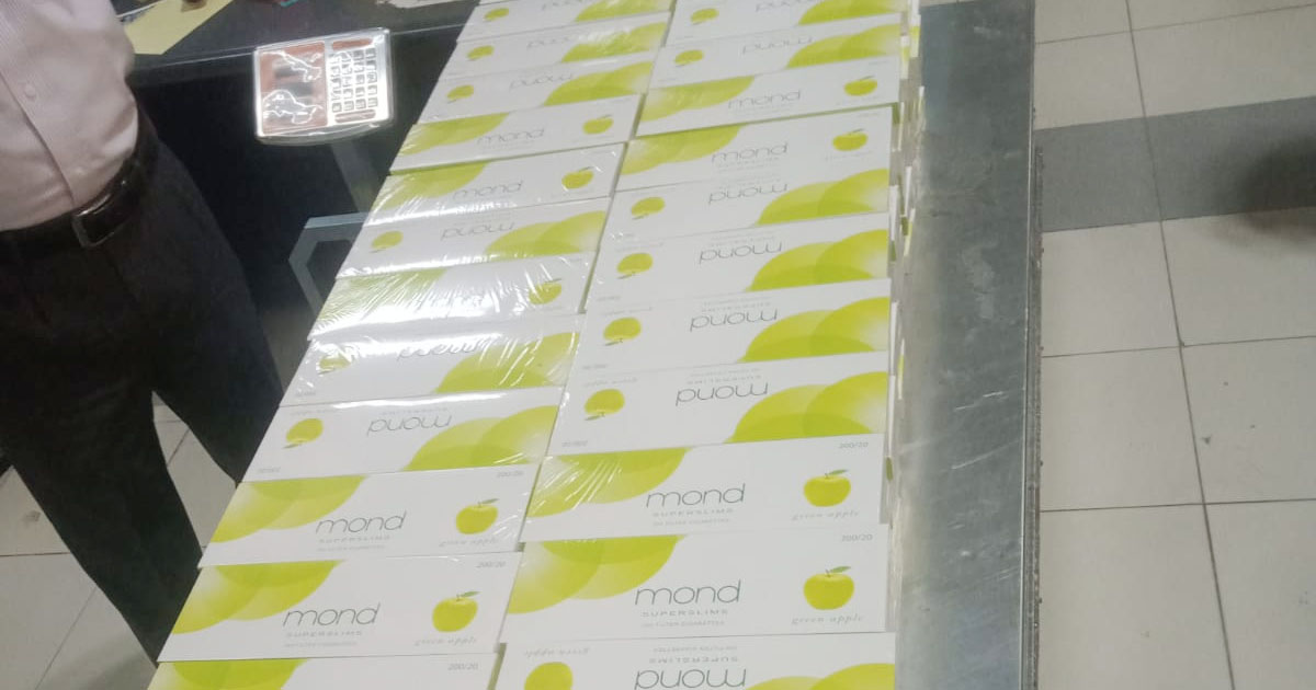 চট্টগ্রাম শাহ আমানত বিমানবন্দরে ৬ লাখ টাকার সিগারেট জব্দ