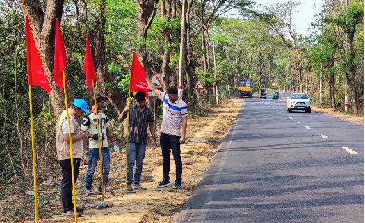 চট্টগ্রাম-কক্সবাজার মহাসড়ক, ৯ ঝুঁকিপূর্ণ বাঁকে লাল পতাকা স্থাপন বিআরটিএ’র