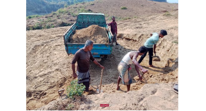 সাঙ্গু নদে অবৈধভাবে বালু উত্তোলনের দায়ে লাখ টাকা জরিমানা
