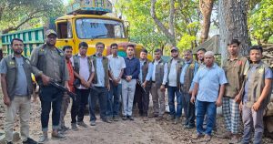 মিরসরাইয়ে বনবিভাগের অভিযানে বালুসহ দুটি ট্রাক জব্দ