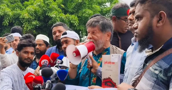 জনগণের রায়ে গদিতে বসে গণভোটের রায় মানতে টালবাহানা কেন: বিএনপিকে শহিদুল আলমের