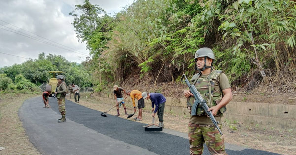 দুই মাসের কর্মযজ্ঞে বদলে গেল আলীকদম–থানচি পাহাড়ী পথ