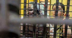 ঘুষের টাকা ফেরত চাওয়ায় ইউএনও দিলেন কারাদণ্ড, সমালোচনার মুখে মা-মেয়ের মুক্তি