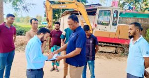 ফটিকছড়িতে অবৈধভাবে টিলা কাটায় ১ লাখ টাকা জরিমানা