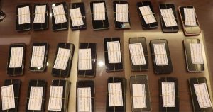 টেকনাফে ২৫টি হারানো মোবাইল উদ্ধার করে দিল এপিবিএন