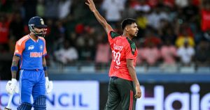 দেড় কোটিরও বেশি টাকায় প্রথম বাংলাদেশি হিসেবে বার্মিংহাম ফিনিক্সে মোস্তাফিজ