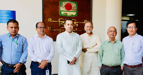 বিটিভি চট্টগ্রামকে পূর্ণাঙ্গ কেন্দ্রে রূপান্তরে কাজ সম্পন্নের নির্দেশ তথ্য প্রতিমন্ত্রীর