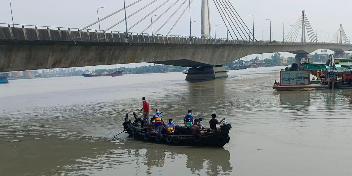 কর্ণফুলীতে ড্রেজারের সঙ্গে আটকে ছিল যুবকের মরদেহ
